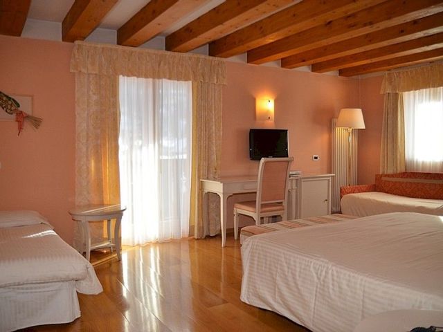 фото отеля Hotel Dolomiti изображение №45