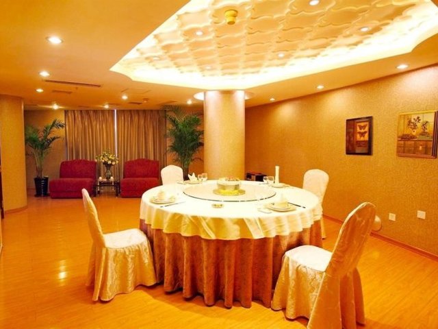 фотографии Dalian Beiliang Hotel изображение №12