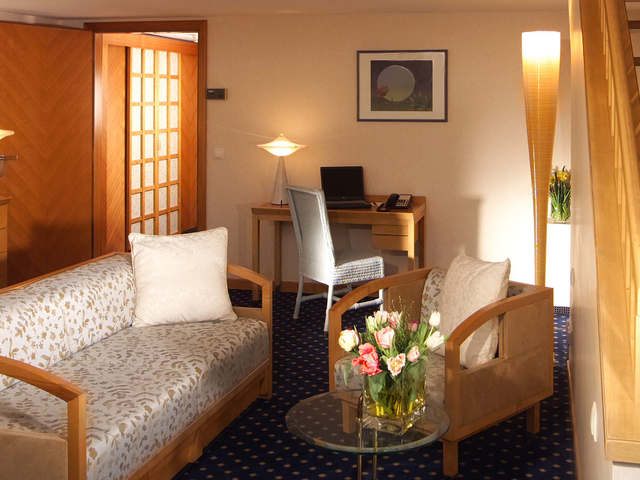 фото Hotel De France изображение №42