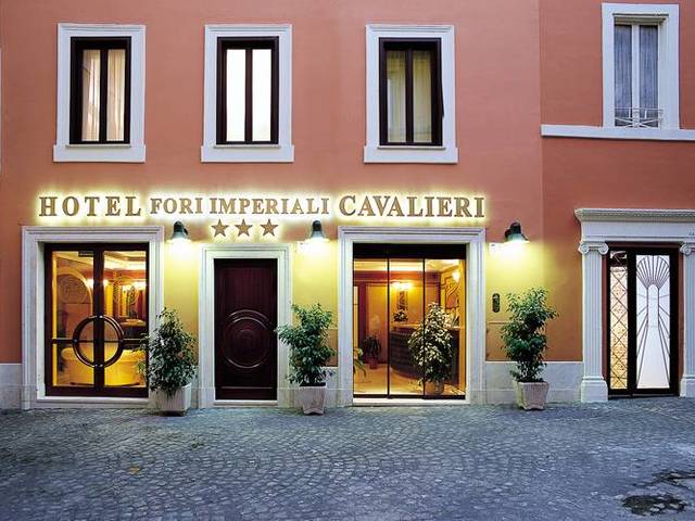 фото отеля Fori Imperiali Cavalieri изображение №9