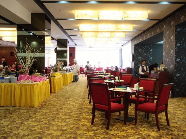 фото отеля Shanghai CCECC Plaza Hotel (ex. Ramada Zhabei) изображение №5
