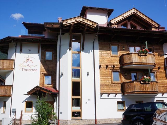 фотографии отеля Alpenresort Thanner изображение №23