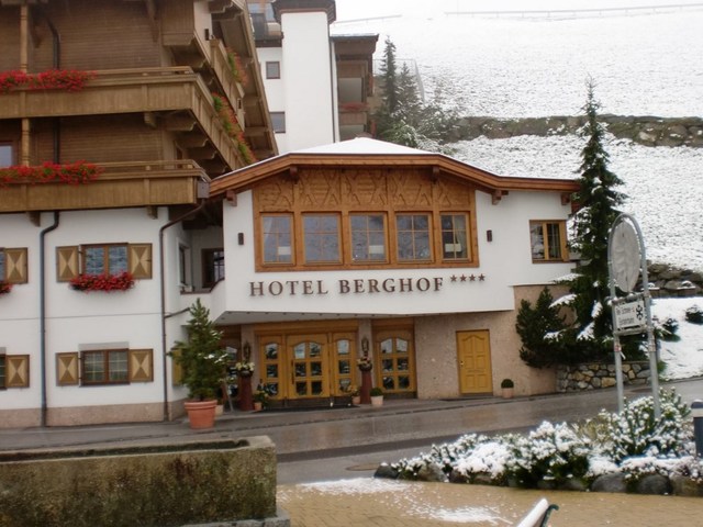 фото отеля Hotel Berghof Crystal Spa & Sports изображение №1