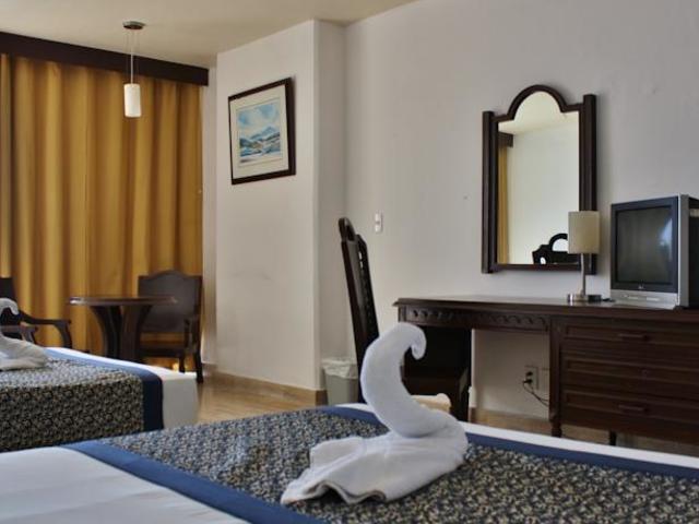 фотографии отеля Romano Palace Hotel & Suites изображение №11