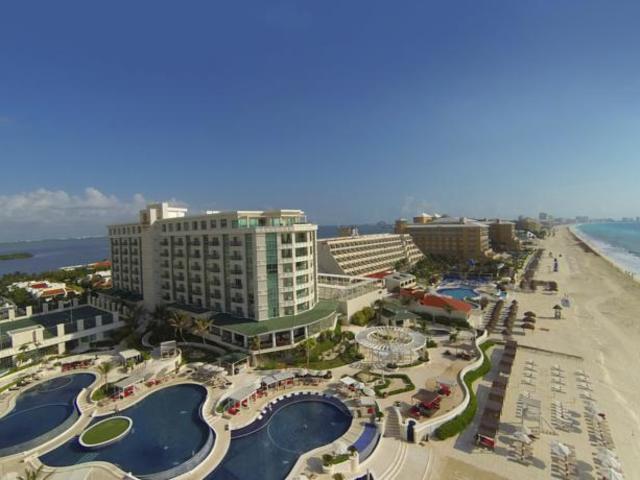 фото отеля Sandos Cancun Lifestyle Resort (ex. Le Meridien Cancun Resort & Spa) изображение №1