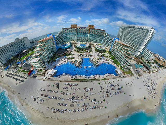 фото отеля Hard Rock Cancun (ex. Cancun Palace Resort) изображение №1