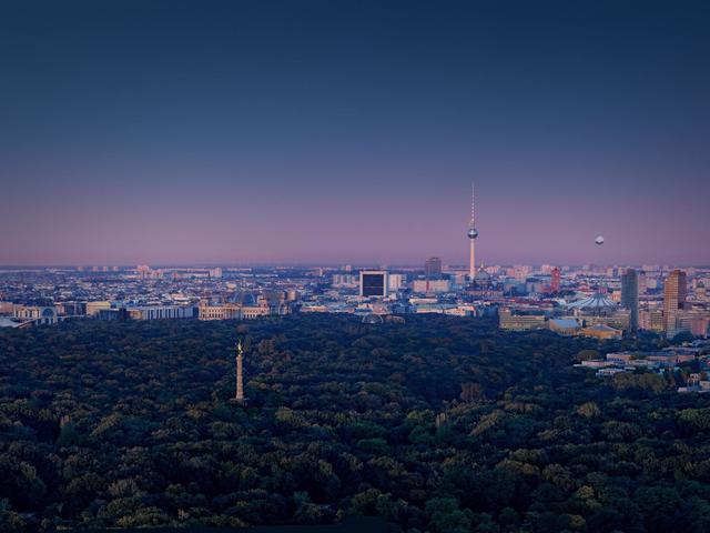 фото Waldorf Astoria Berlin изображение №2