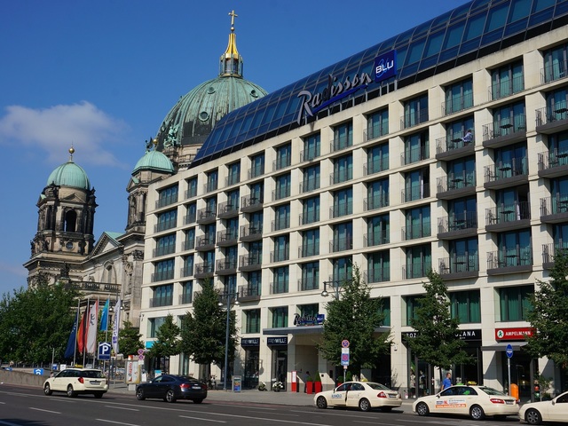 фото отеля Radisson Blu Hotel Berlin изображение №1