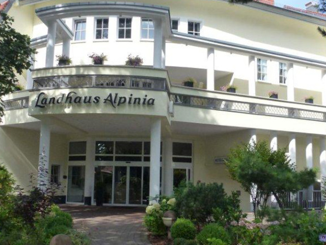 фото отеля Landhaus Alpinia изображение №1