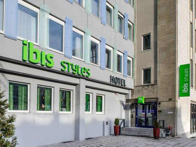 фото отеля ibis Styles Berlin Alexanderplatz изображение №1