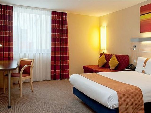 фото Holiday Inn Express Munich Airport изображение №6