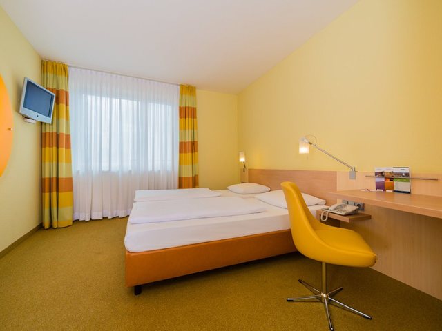 фото Acom Hotel Munchen Haar изображение №2