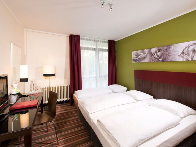 фото отеля Leonardo Hotel & Residenz Munchen изображение №9