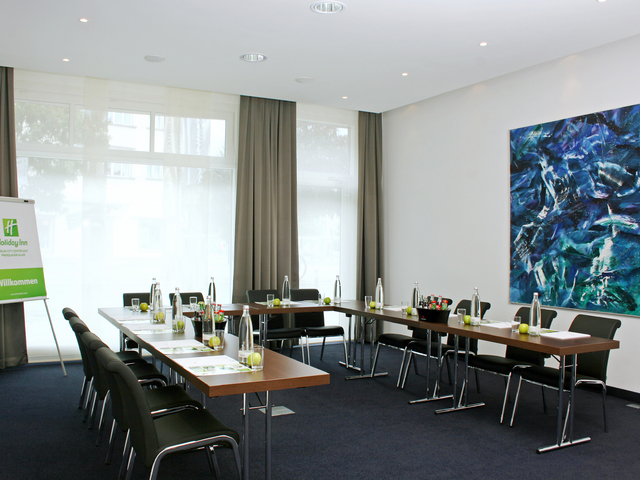 фото отеля Holiday Inn Berlin City Center East-Prenzlauer Allee изображение №13