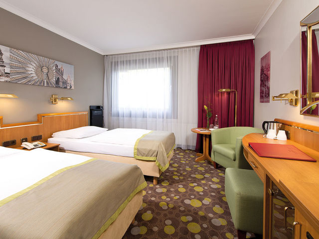 фотографии Leonardo Hotel Berlin City West (ex. Best Western Queens Hotel Berlin City West) изображение №8