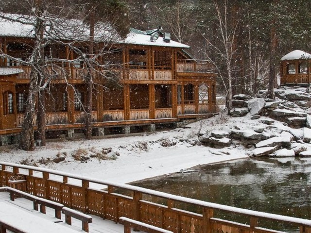 Zolotoj Plyazh Hotel