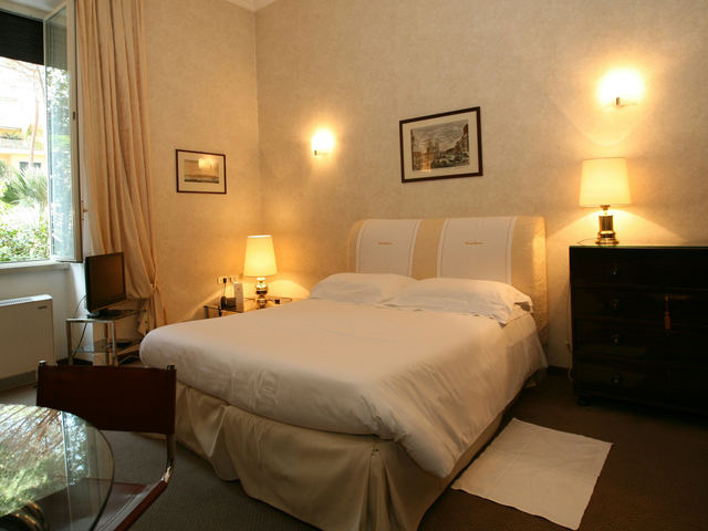 фото отеля Aldrovandi Residence City Suites изображение №9