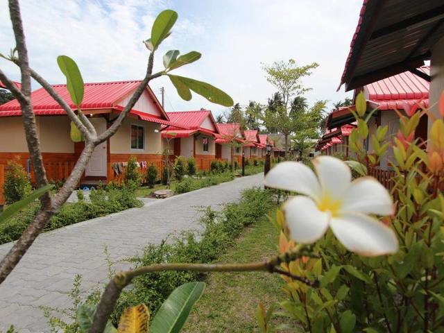 фото отеля Phi Phi Ba Kao Bay Resort изображение №5