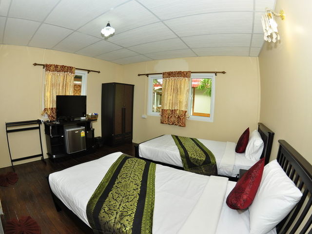 фото отеля Phi Phi Ba Kao Bay Resort изображение №41