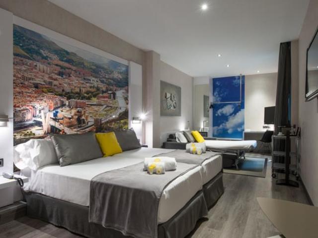 фото отеля Catalonia Hotels & Resorts Hotel Vueling BCN by HC изображение №5