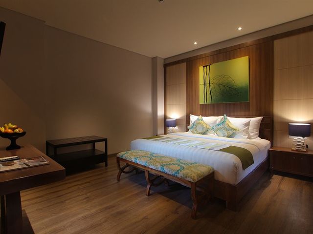 фото The Kirana Hotel Resto & Spa изображение №22