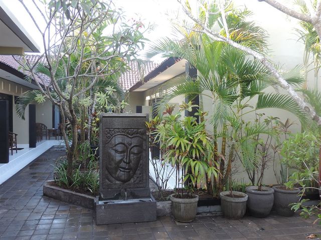 фото Legian Guest House изображение №34