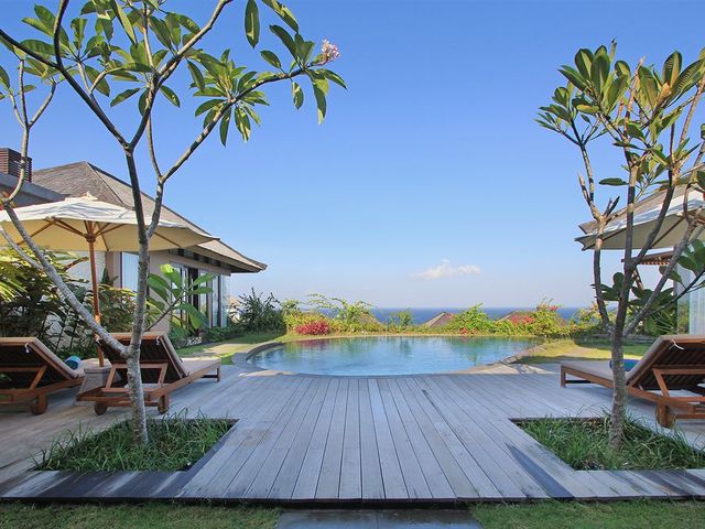 фото отеля Ulu Segara Luxury Suites & Villas (ex. The Sawangan Suites & Villas) изображение №41