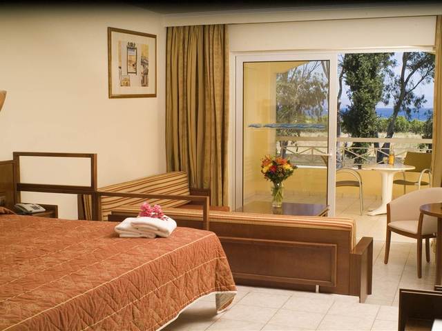 фото отеля Kipriotis Maris Suites изображение №49