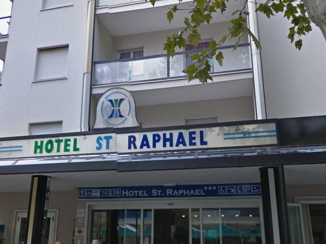 фото отеля St. Raphael изображение №1