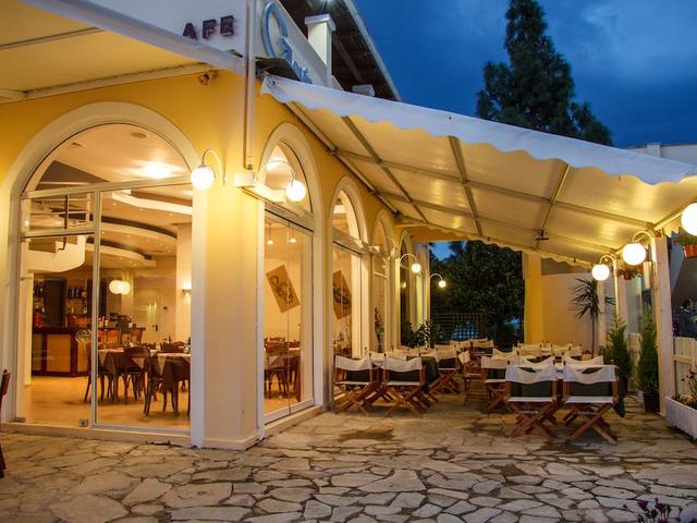 фотографии Govino Bay Corfu изображение №32