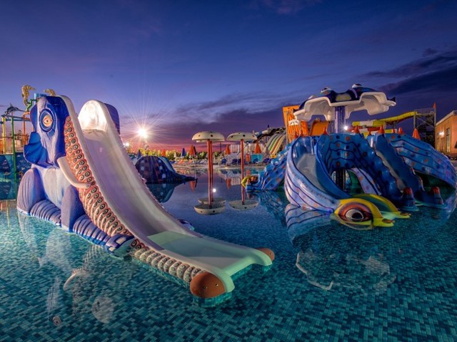 фото Caretta Beach Holiday Village (ex. Caretta Beach and Waterpark; Caretta Beach Hotel & Apartments) изображение №2