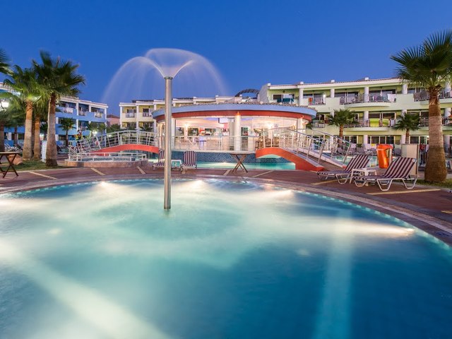 фотографии Caretta Beach Holiday Village (ex. Caretta Beach and Waterpark; Caretta Beach Hotel & Apartments) изображение №4
