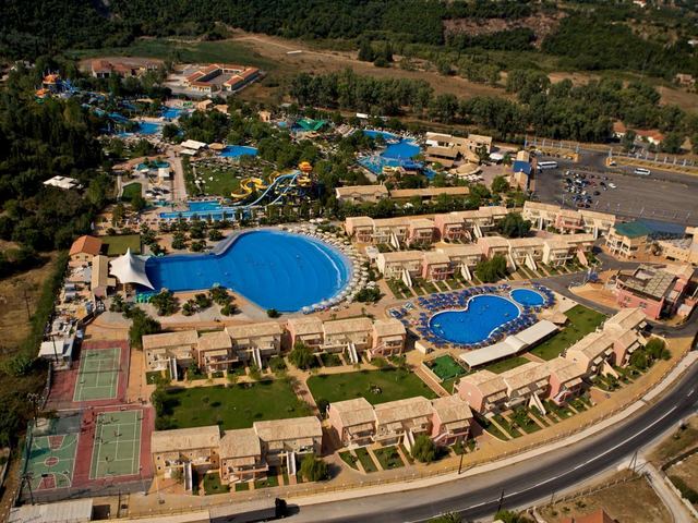 фото отеля Aqualand Resort изображение №1