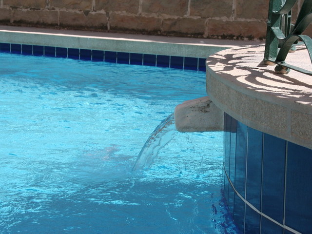 фото отеля White Dolphin изображение №9