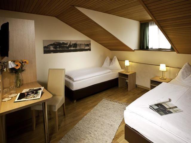 фото HartlWirt-Hotel-Gasthof изображение №26
