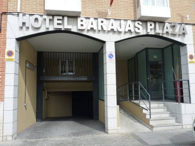 фото Hotel Barajas Plaza изображение №2