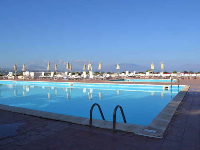 фото отеля Perla del Golfo изображение №1