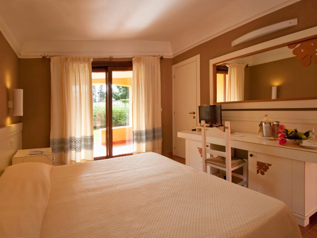 фотографии отеля Lantana Hotel & Residence изображение №55