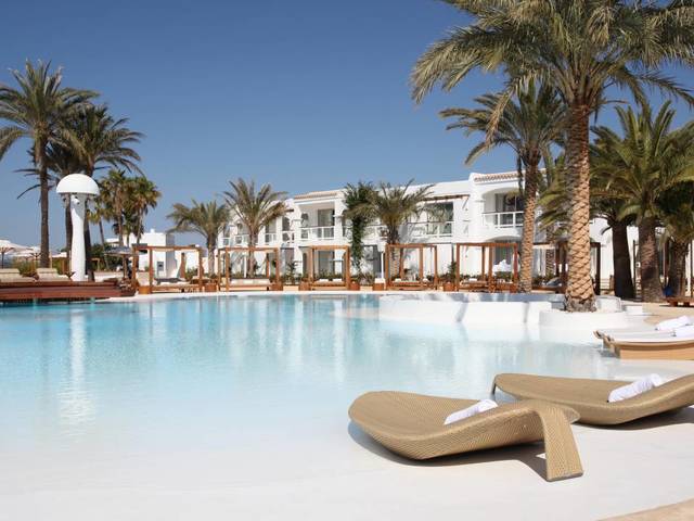 фото отеля Destino Pacha Ibiza Resort (ex. The One Ibiza Hotel) изображение №1