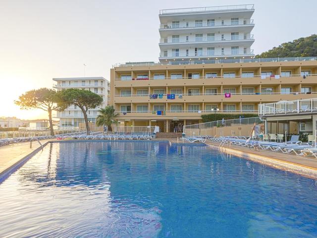фото отеля Sirenis Cala Llonga Resort (ex. Sirenis Hotel Playa Imperial & Playa Dorada) изображение №1