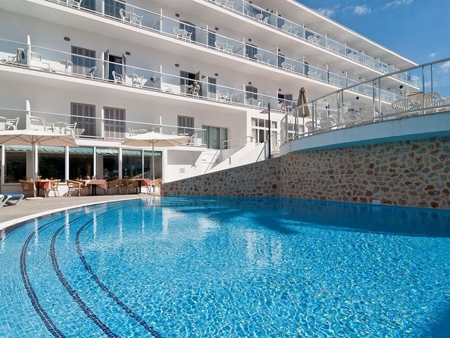 фото отеля Eix Alcudia Hotel  изображение №1