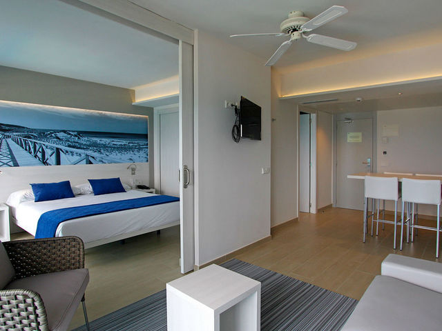 фото отеля Tonga Tower Design Hotel & Suites (ex. Club Hotel Tonga) изображение №9