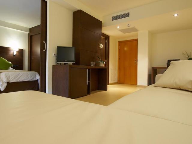 фотографии Las Gaviotas Suites Hotel & Spa изображение №20