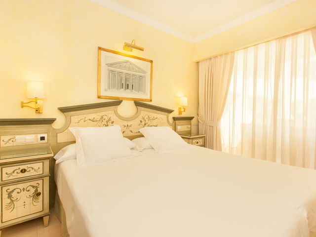 фото Guadalpin Suites (ех. Guadalpin Boutique Apartments; Gran Hotel Gvadalpin Marbella and Spa) изображение №38
