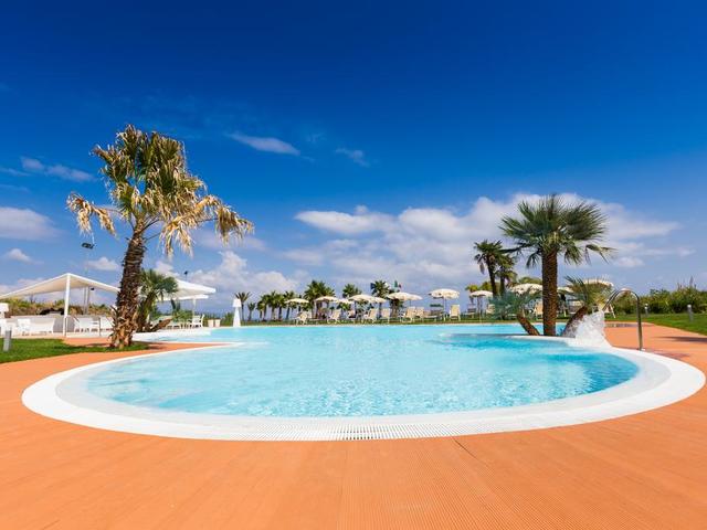 фото отеля Infinity Resort Tropea изображение №21