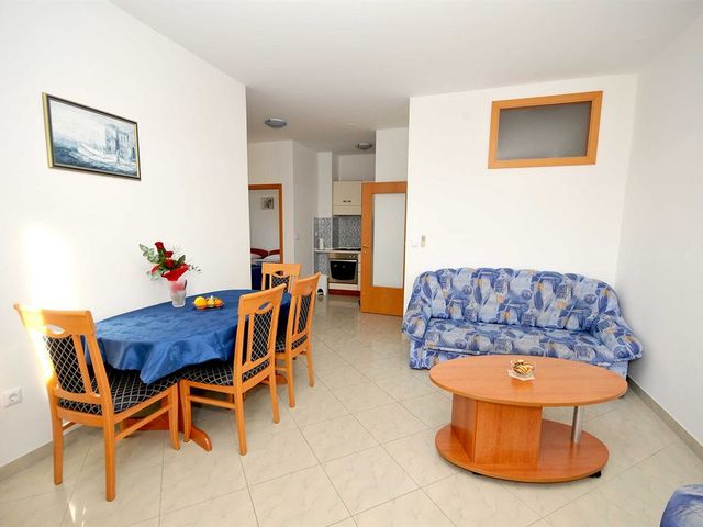 фото отеля Apartmani Trogir изображение №41