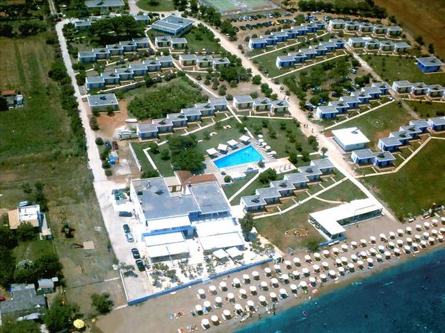 фото отеля Ionian Beach Bungalows Resort изображение №1