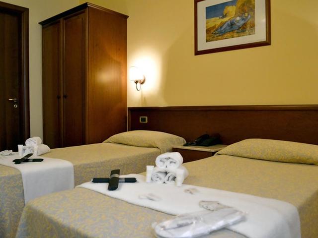 фото отеля Conte Ruggero (ех. Gangi Hotel) изображение №17