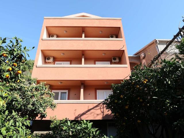фото отеля Apartments Orange Boreta (ex. Villa Dr Boretta) изображение №1