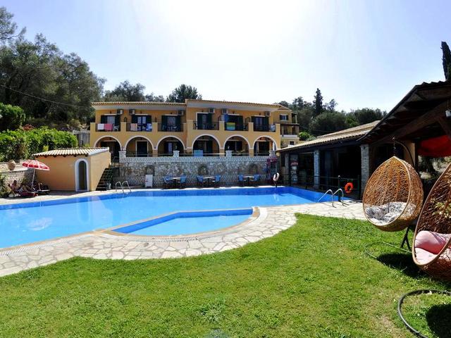 фото отеля Villa Birlis изображение №1